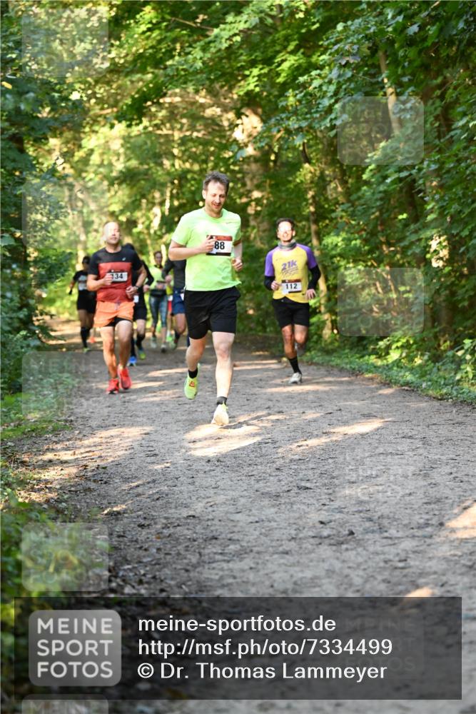 06.10.2024 - Bramfelder Halbmarathon 2024 Dr. Thomas Lammeyer http://msf.ph/oto/7334499 06.10.2024 09:50:47 Laufen 134, 88, 21, 112 meine-sportfotos.de