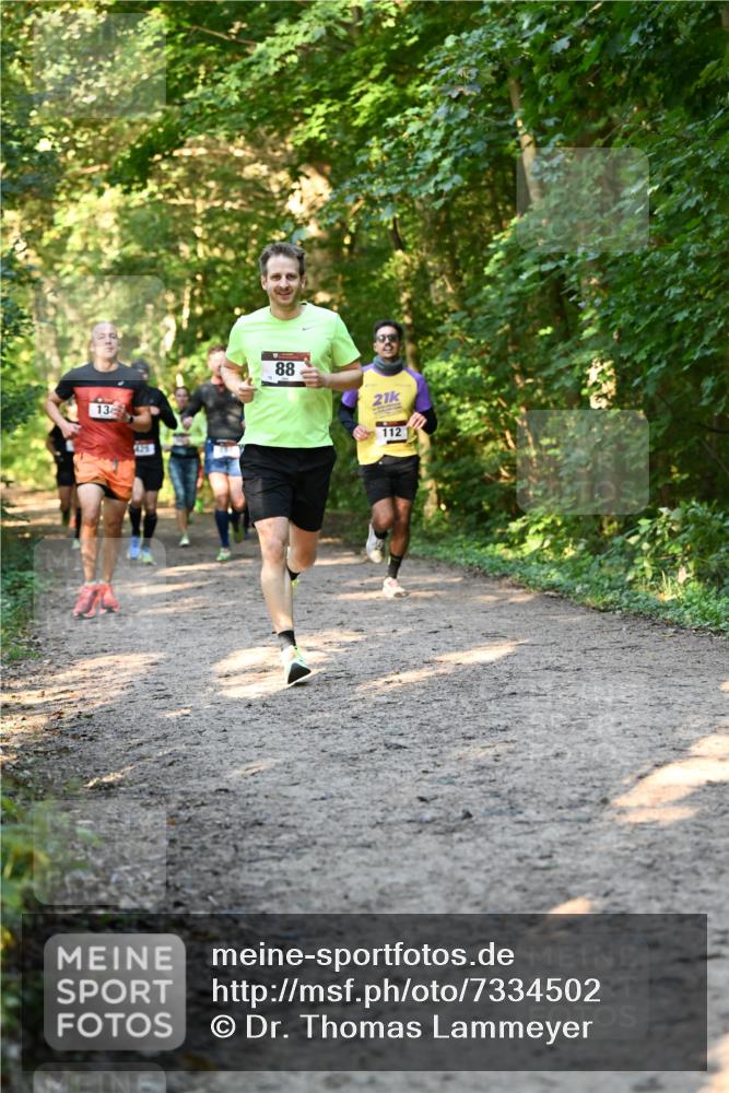 06.10.2024 - Bramfelder Halbmarathon 2024 Dr. Thomas Lammeyer http://msf.ph/oto/7334502 06.10.2024 09:50:48 Laufen 13, 88, 21, 112 meine-sportfotos.de