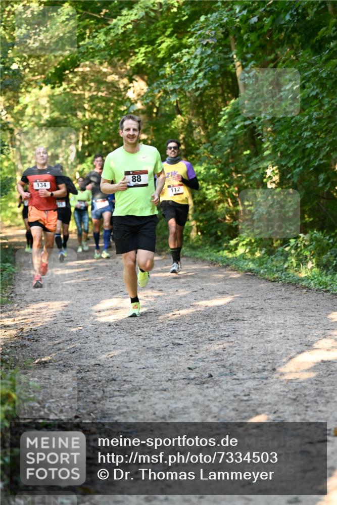 06.10.2024 - Bramfelder Halbmarathon 2024 Dr. Thomas Lammeyer http://msf.ph/oto/7334503 06.10.2024 09:50:48 Laufen 88, 134, 21, 112 meine-sportfotos.de