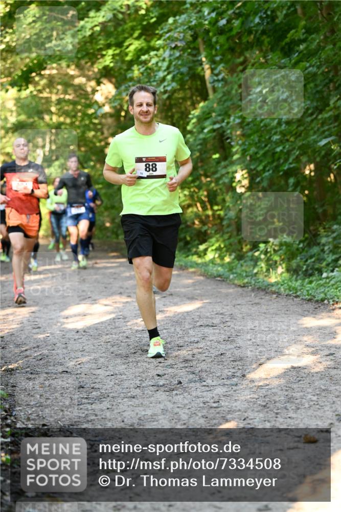 06.10.2024 - Bramfelder Halbmarathon 2024 Dr. Thomas Lammeyer http://msf.ph/oto/7334508 06.10.2024 09:50:49 Laufen 88 meine-sportfotos.de