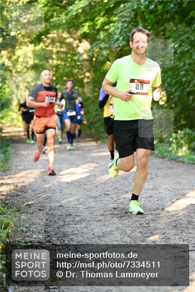 06.10.2024 - Bramfelder Halbmarathon 2024 Dr. Thomas Lammeyer http://msf.ph/oto/7334511 06.10.2024 09:50:49 Laufen 75, 88 meine-sportfotos.de
