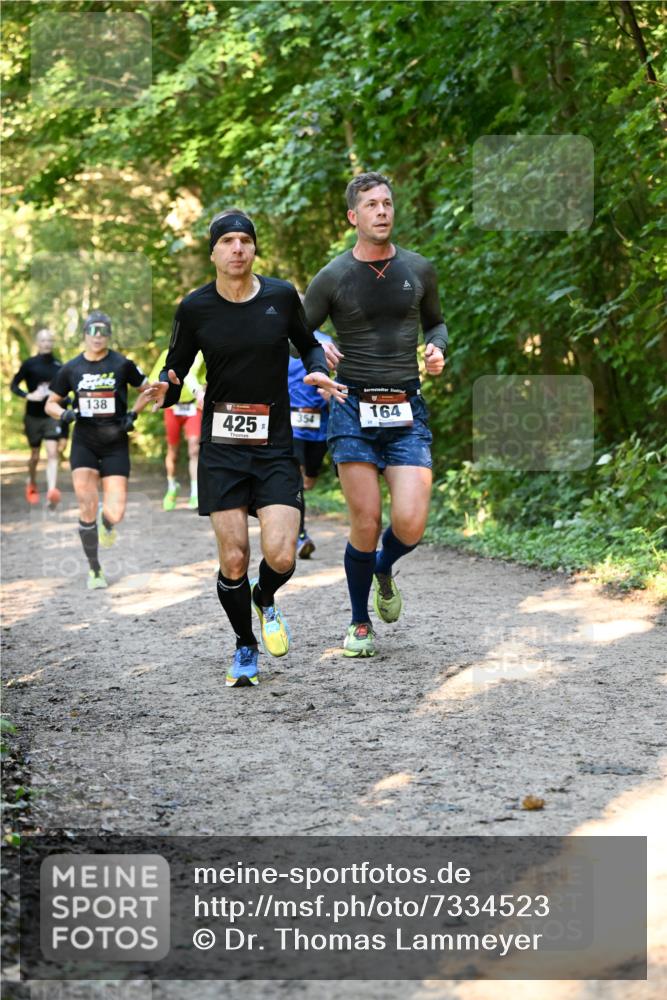06.10.2024 - Bramfelder Halbmarathon 2024 Dr. Thomas Lammeyer http://msf.ph/oto/7334523 06.10.2024 09:50:52 Laufen 138, 425, 354, 164 meine-sportfotos.de