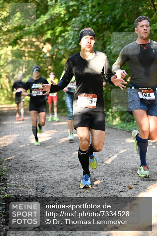 06.10.2024 - Bramfelder Halbmarathon 2024 Dr. Thomas Lammeyer http://msf.ph/oto/7334528 06.10.2024 09:50:53 Laufen 138, 25, 164 meine-sportfotos.de