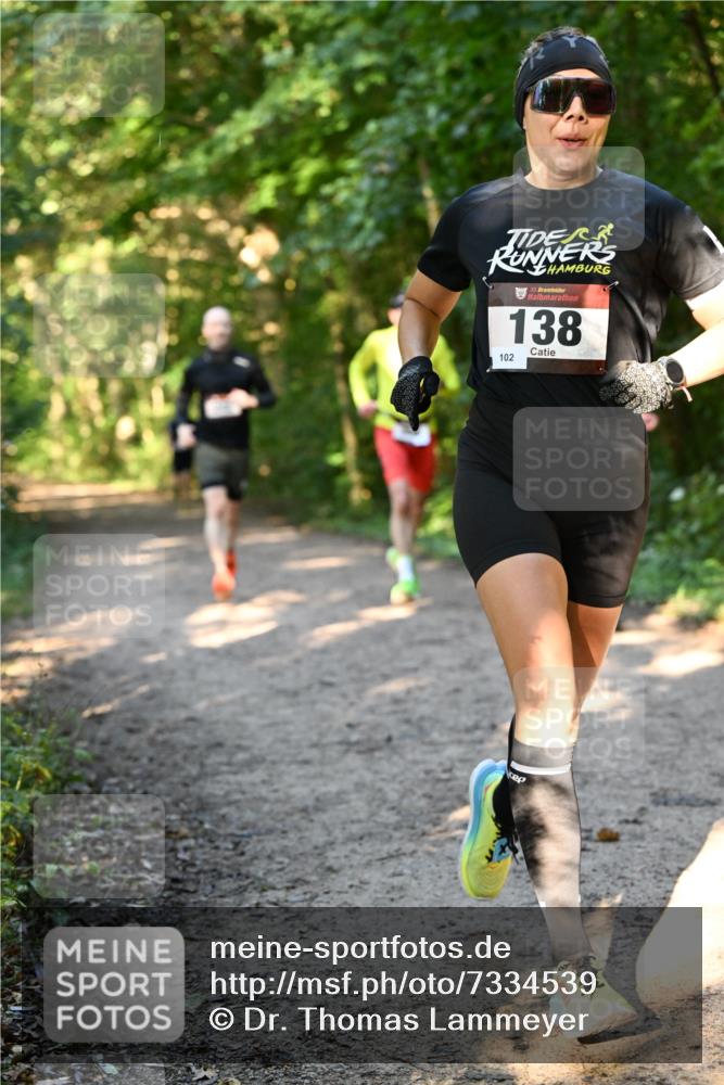 06.10.2024 - Bramfelder Halbmarathon 2024 Dr. Thomas Lammeyer http://msf.ph/oto/7334539 06.10.2024 09:50:55 Laufen 102, 33, 138 meine-sportfotos.de