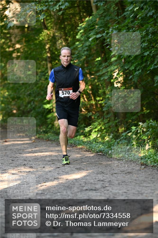 06.10.2024 - Bramfelder Halbmarathon 2024 Dr. Thomas Lammeyer http://msf.ph/oto/7334558 06.10.2024 09:51:00 Laufen  meine-sportfotos.de