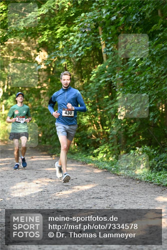 06.10.2024 - Bramfelder Halbmarathon 2024 Dr. Thomas Lammeyer http://msf.ph/oto/7334578 06.10.2024 09:51:34 Laufen 531, 430 meine-sportfotos.de