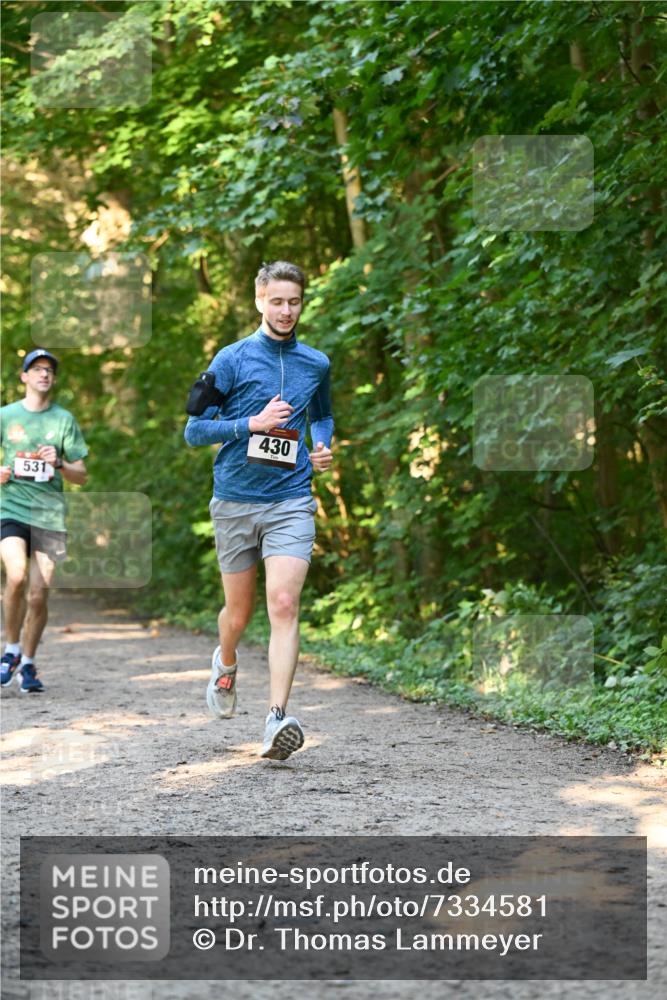 06.10.2024 - Bramfelder Halbmarathon 2024 Dr. Thomas Lammeyer http://msf.ph/oto/7334581 06.10.2024 09:51:34 Laufen 430, 531 meine-sportfotos.de