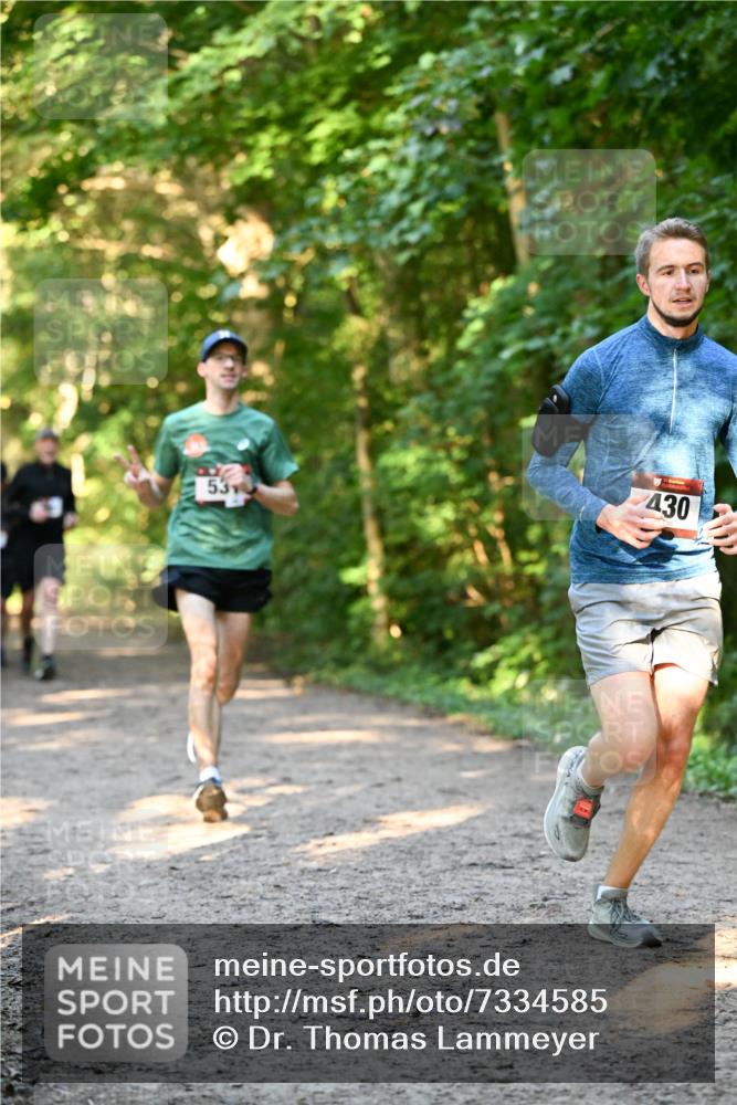 06.10.2024 - Bramfelder Halbmarathon 2024 Dr. Thomas Lammeyer http://msf.ph/oto/7334585 06.10.2024 09:51:35 Laufen 430, 53 meine-sportfotos.de