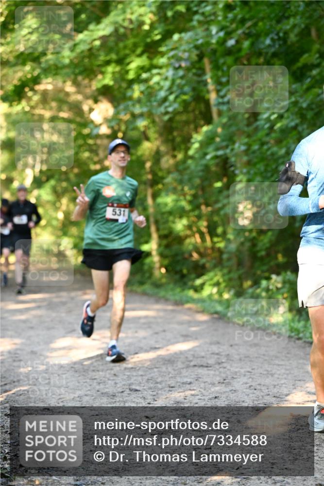 06.10.2024 - Bramfelder Halbmarathon 2024 Dr. Thomas Lammeyer http://msf.ph/oto/7334588 06.10.2024 09:51:35 Laufen 531 meine-sportfotos.de