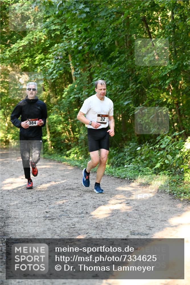 06.10.2024 - Bramfelder Halbmarathon 2024 Dr. Thomas Lammeyer http://msf.ph/oto/7334625 06.10.2024 09:51:44 Laufen 32, 384 meine-sportfotos.de