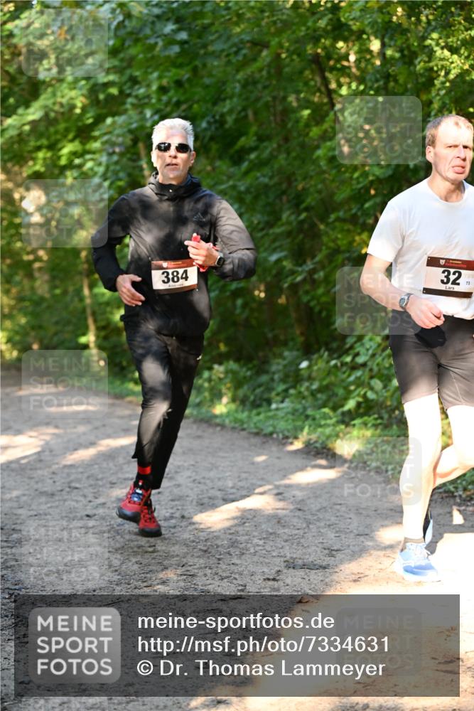 06.10.2024 - Bramfelder Halbmarathon 2024 Dr. Thomas Lammeyer http://msf.ph/oto/7334631 06.10.2024 09:51:45 Laufen 384, 32, 73 meine-sportfotos.de
