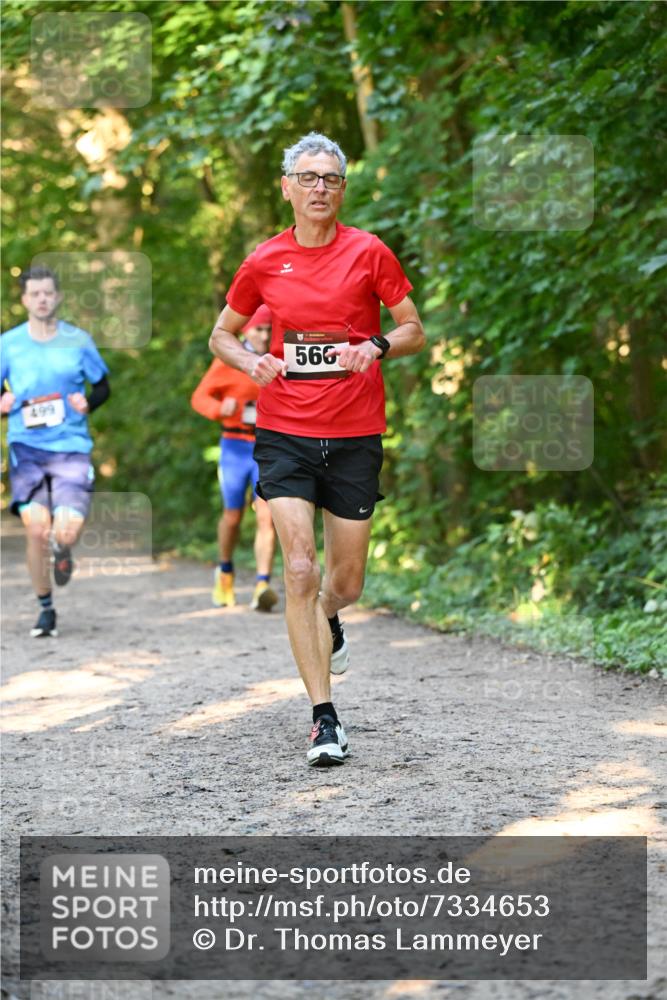 06.10.2024 - Bramfelder Halbmarathon 2024 Dr. Thomas Lammeyer http://msf.ph/oto/7334653 06.10.2024 09:51:53 Laufen 499, 566, 11 meine-sportfotos.de