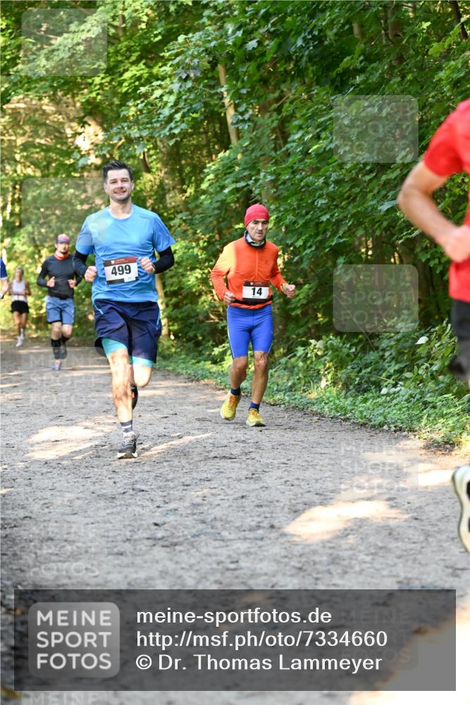 06.10.2024 - Bramfelder Halbmarathon 2024 Dr. Thomas Lammeyer http://msf.ph/oto/7334660 06.10.2024 09:51:55 Laufen 499, 14 meine-sportfotos.de
