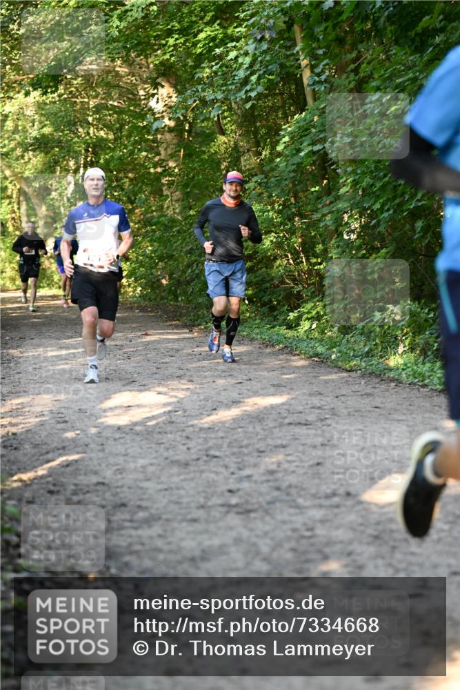 06.10.2024 - Bramfelder Halbmarathon 2024 Dr. Thomas Lammeyer http://msf.ph/oto/7334668 06.10.2024 09:51:57 Laufen  meine-sportfotos.de