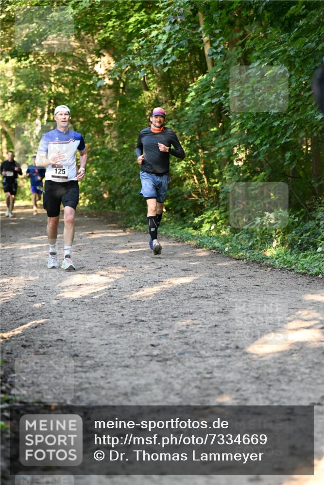 06.10.2024 - Bramfelder Halbmarathon 2024 Dr. Thomas Lammeyer http://msf.ph/oto/7334669 06.10.2024 09:51:57 Laufen 125 meine-sportfotos.de