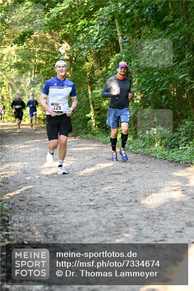 06.10.2024 - Bramfelder Halbmarathon 2024 Dr. Thomas Lammeyer http://msf.ph/oto/7334674 06.10.2024 09:51:58 Laufen 125 meine-sportfotos.de