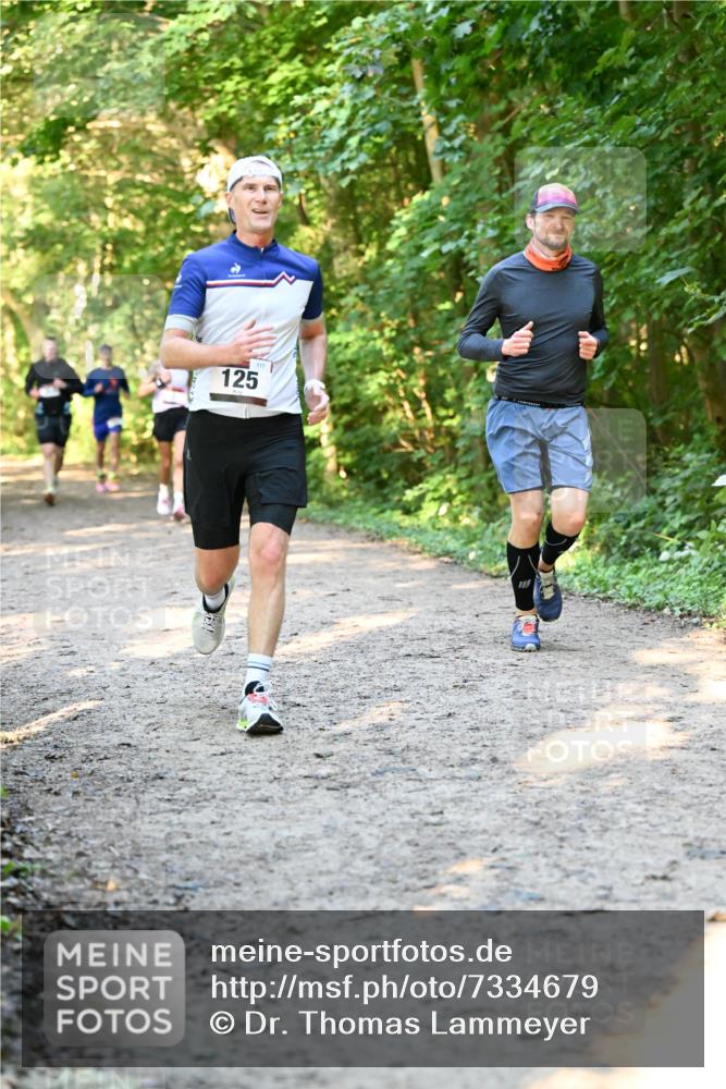 06.10.2024 - Bramfelder Halbmarathon 2024 Dr. Thomas Lammeyer http://msf.ph/oto/7334679 06.10.2024 09:51:58 Laufen 125 meine-sportfotos.de