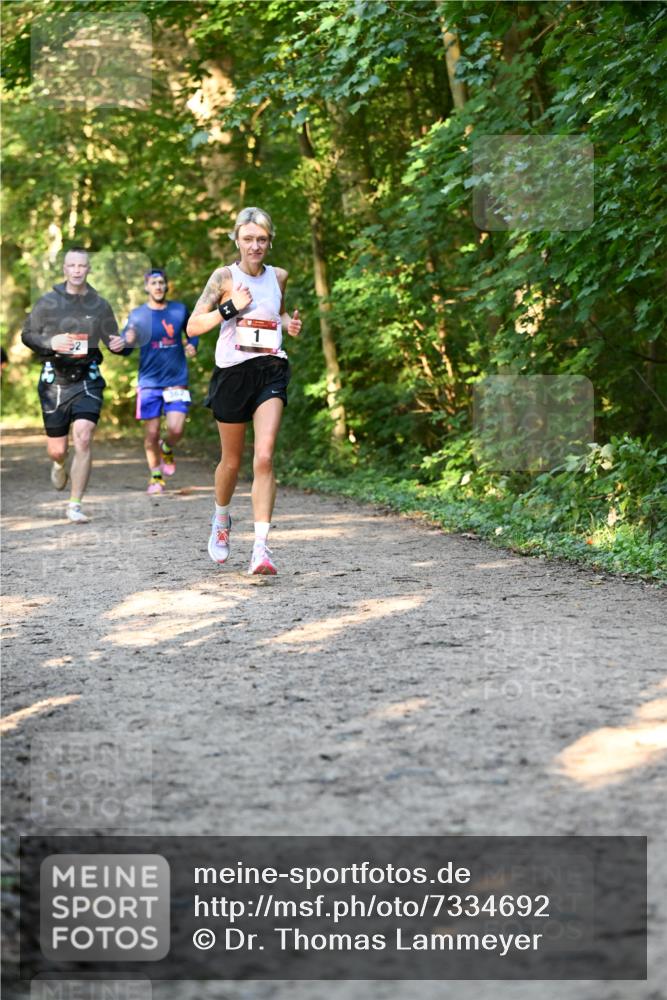 06.10.2024 - Bramfelder Halbmarathon 2024 Dr. Thomas Lammeyer http://msf.ph/oto/7334692 06.10.2024 09:52:01 Laufen  meine-sportfotos.de