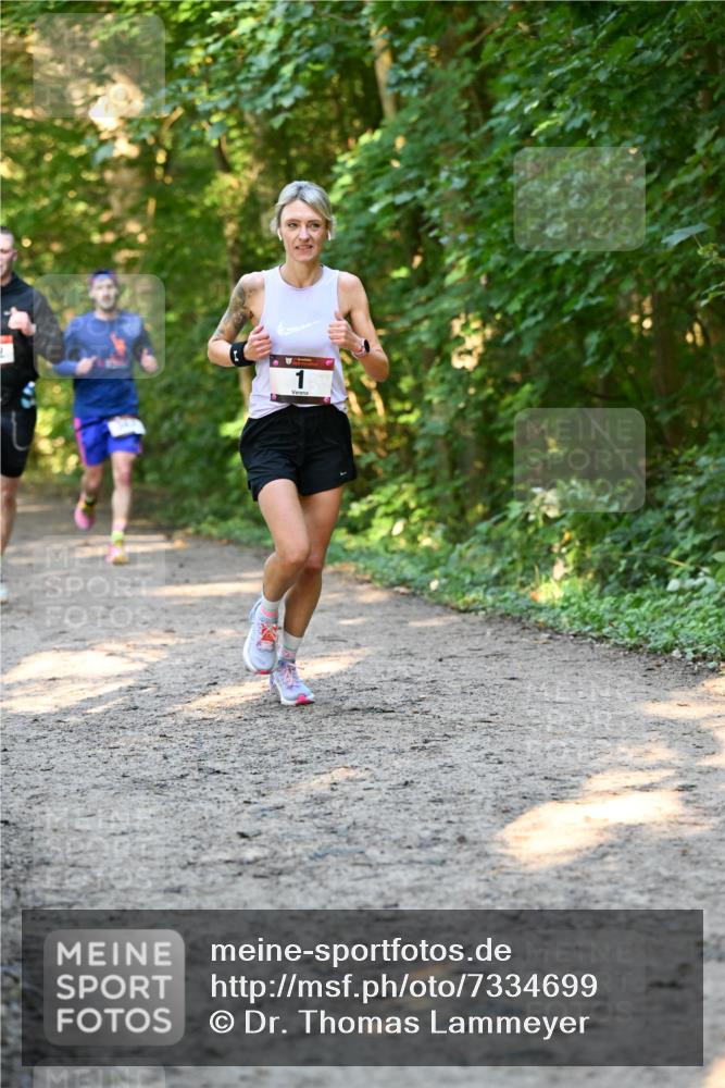 06.10.2024 - Bramfelder Halbmarathon 2024 Dr. Thomas Lammeyer http://msf.ph/oto/7334699 06.10.2024 09:52:02 Laufen  meine-sportfotos.de