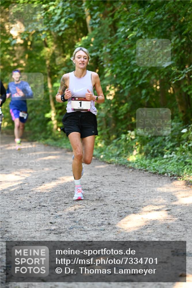 06.10.2024 - Bramfelder Halbmarathon 2024 Dr. Thomas Lammeyer http://msf.ph/oto/7334701 06.10.2024 09:52:02 Laufen  meine-sportfotos.de