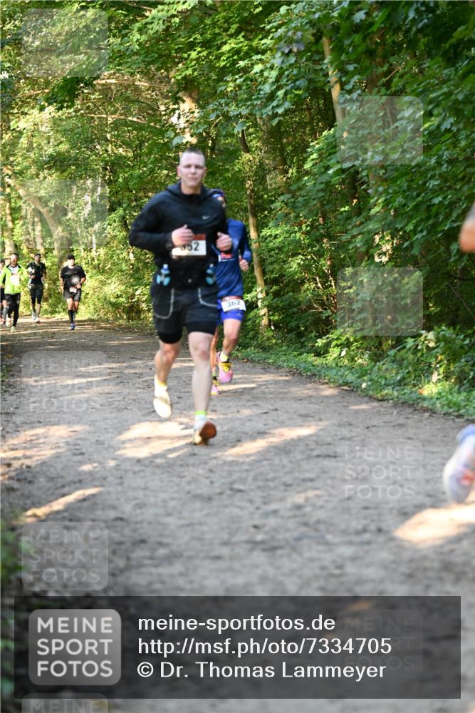 06.10.2024 - Bramfelder Halbmarathon 2024 Dr. Thomas Lammeyer http://msf.ph/oto/7334705 06.10.2024 09:52:03 Laufen 362 meine-sportfotos.de