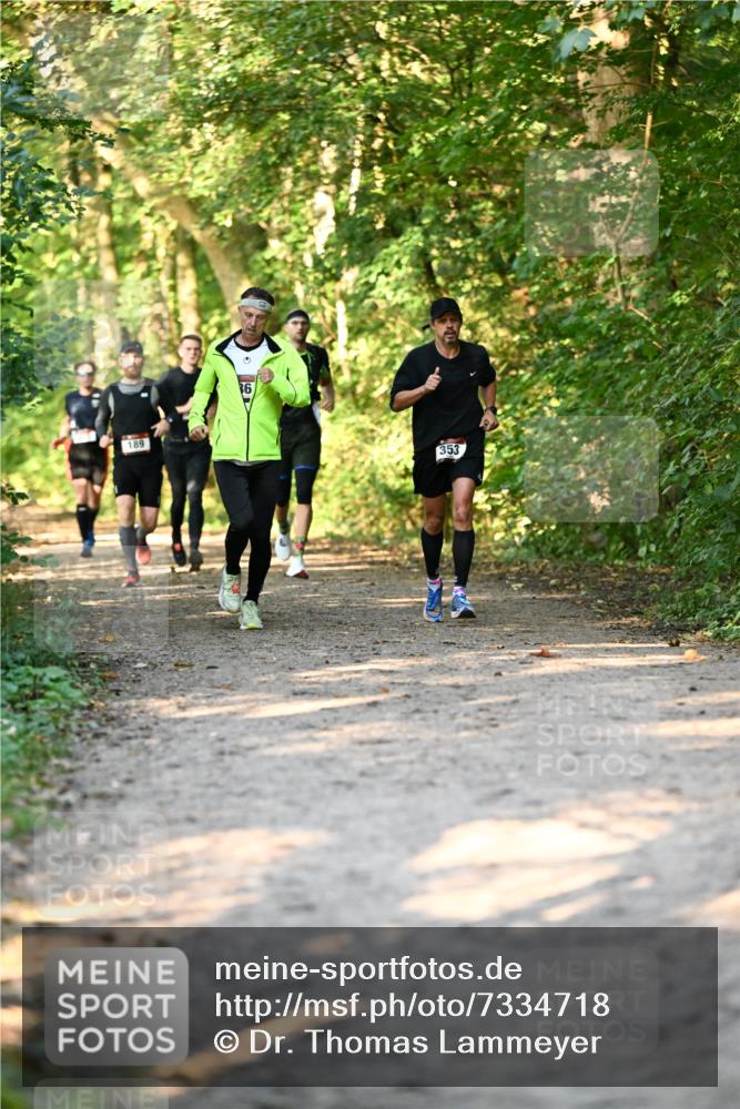 06.10.2024 - Bramfelder Halbmarathon 2024 Dr. Thomas Lammeyer http://msf.ph/oto/7334718 06.10.2024 09:52:08 Laufen 189, 353 meine-sportfotos.de