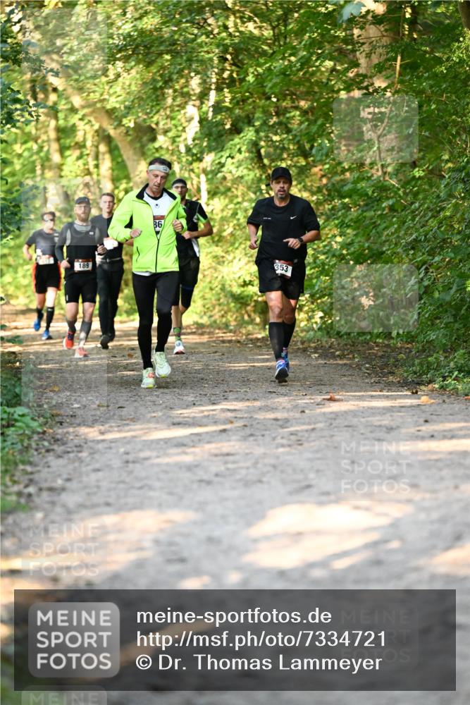 06.10.2024 - Bramfelder Halbmarathon 2024 Dr. Thomas Lammeyer http://msf.ph/oto/7334721 06.10.2024 09:52:08 Laufen 189, 86, 353 meine-sportfotos.de