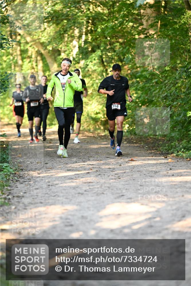 06.10.2024 - Bramfelder Halbmarathon 2024 Dr. Thomas Lammeyer http://msf.ph/oto/7334724 06.10.2024 09:52:09 Laufen 189, 353 meine-sportfotos.de