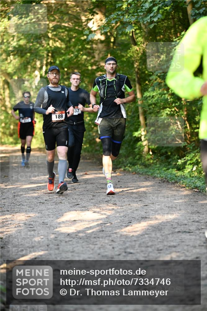 06.10.2024 - Bramfelder Halbmarathon 2024 Dr. Thomas Lammeyer http://msf.ph/oto/7334746 06.10.2024 09:52:14 Laufen 189, 37 meine-sportfotos.de