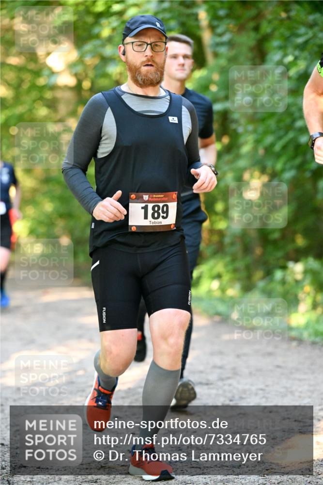 06.10.2024 - Bramfelder Halbmarathon 2024 Dr. Thomas Lammeyer http://msf.ph/oto/7334765 06.10.2024 09:52:17 Laufen 33, 189 meine-sportfotos.de