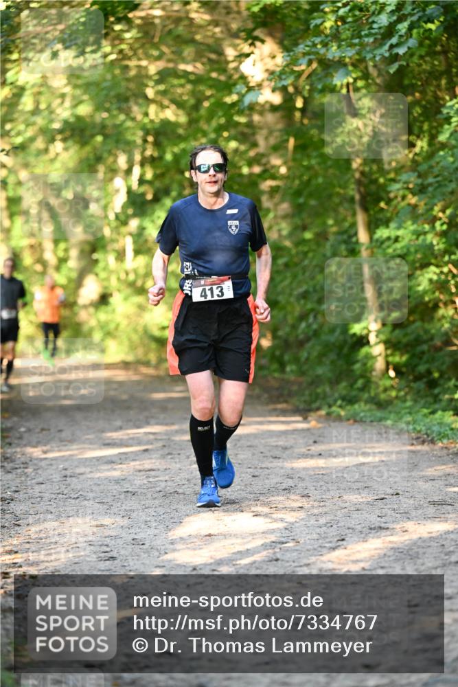 06.10.2024 - Bramfelder Halbmarathon 2024 Dr. Thomas Lammeyer http://msf.ph/oto/7334767 06.10.2024 09:52:19 Laufen 413 meine-sportfotos.de