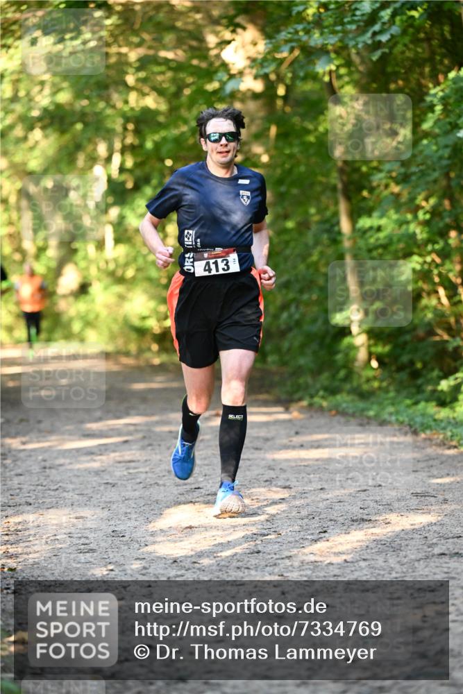 06.10.2024 - Bramfelder Halbmarathon 2024 Dr. Thomas Lammeyer http://msf.ph/oto/7334769 06.10.2024 09:52:19 Laufen 413 meine-sportfotos.de