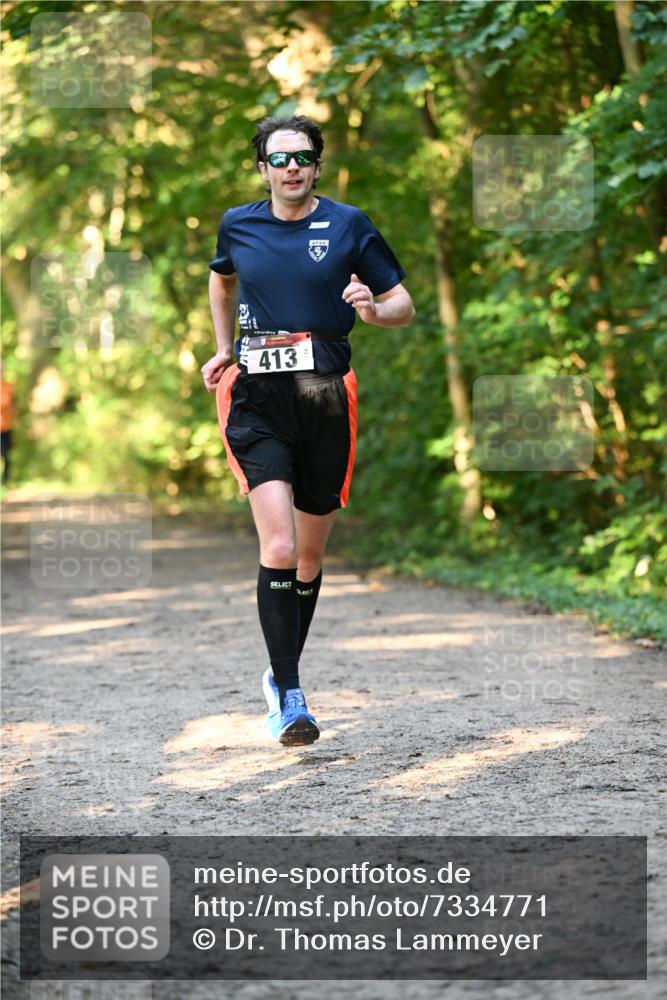 06.10.2024 - Bramfelder Halbmarathon 2024 Dr. Thomas Lammeyer http://msf.ph/oto/7334771 06.10.2024 09:52:19 Laufen  meine-sportfotos.de