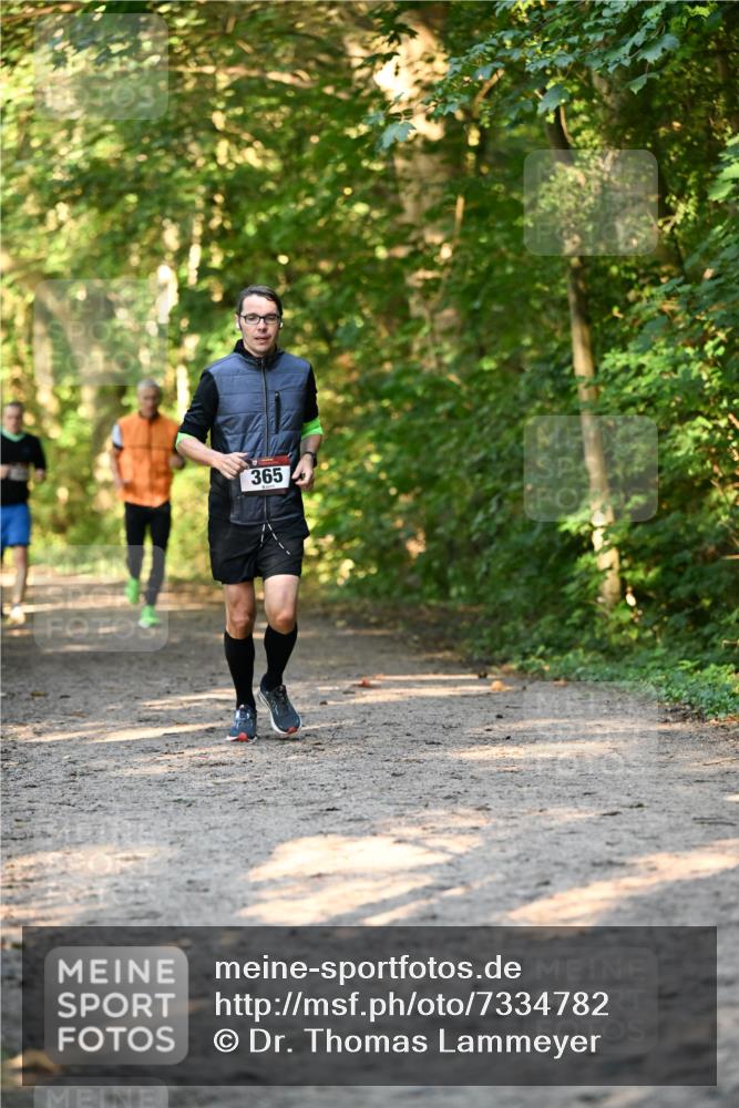 06.10.2024 - Bramfelder Halbmarathon 2024 Dr. Thomas Lammeyer http://msf.ph/oto/7334782 06.10.2024 09:52:24 Laufen 365 meine-sportfotos.de
