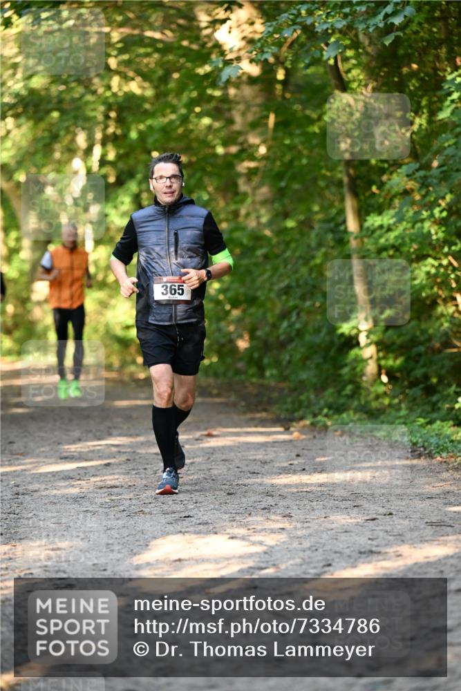 06.10.2024 - Bramfelder Halbmarathon 2024 Dr. Thomas Lammeyer http://msf.ph/oto/7334786 06.10.2024 09:52:25 Laufen 365 meine-sportfotos.de