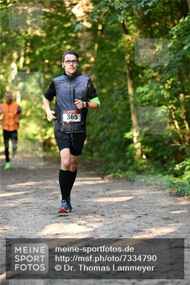 06.10.2024 - Bramfelder Halbmarathon 2024 Dr. Thomas Lammeyer http://msf.ph/oto/7334790 06.10.2024 09:52:25 Laufen 365 meine-sportfotos.de