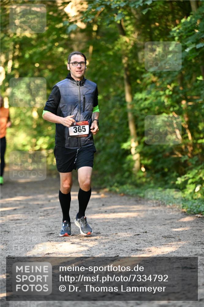 06.10.2024 - Bramfelder Halbmarathon 2024 Dr. Thomas Lammeyer http://msf.ph/oto/7334792 06.10.2024 09:52:26 Laufen 365 meine-sportfotos.de