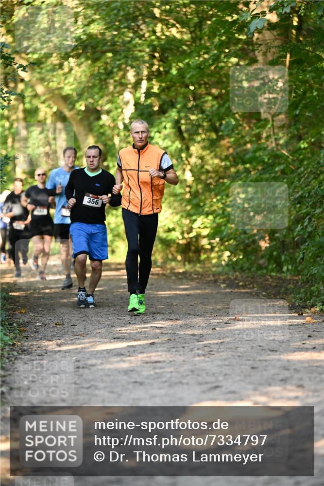 06.10.2024 - Bramfelder Halbmarathon 2024 Dr. Thomas Lammeyer http://msf.ph/oto/7334797 06.10.2024 09:52:27 Laufen 356 meine-sportfotos.de