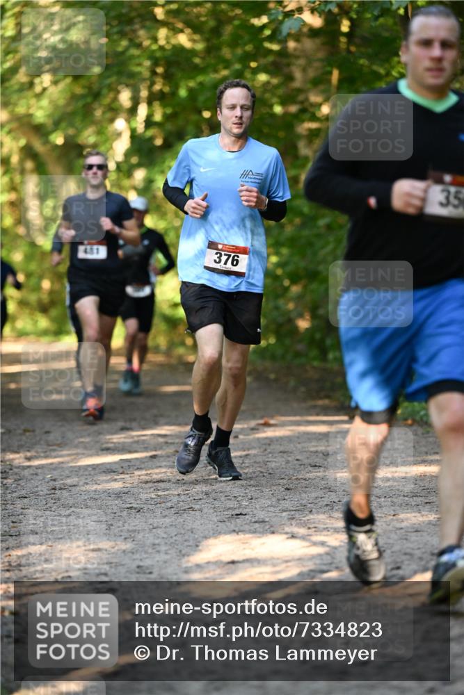 06.10.2024 - Bramfelder Halbmarathon 2024 Dr. Thomas Lammeyer http://msf.ph/oto/7334823 06.10.2024 09:52:33 Laufen  meine-sportfotos.de