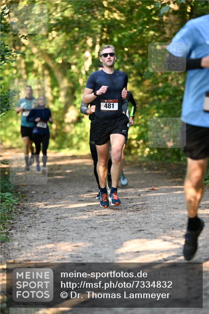 06.10.2024 - Bramfelder Halbmarathon 2024 Dr. Thomas Lammeyer http://msf.ph/oto/7334832 06.10.2024 09:52:35 Laufen 481 meine-sportfotos.de