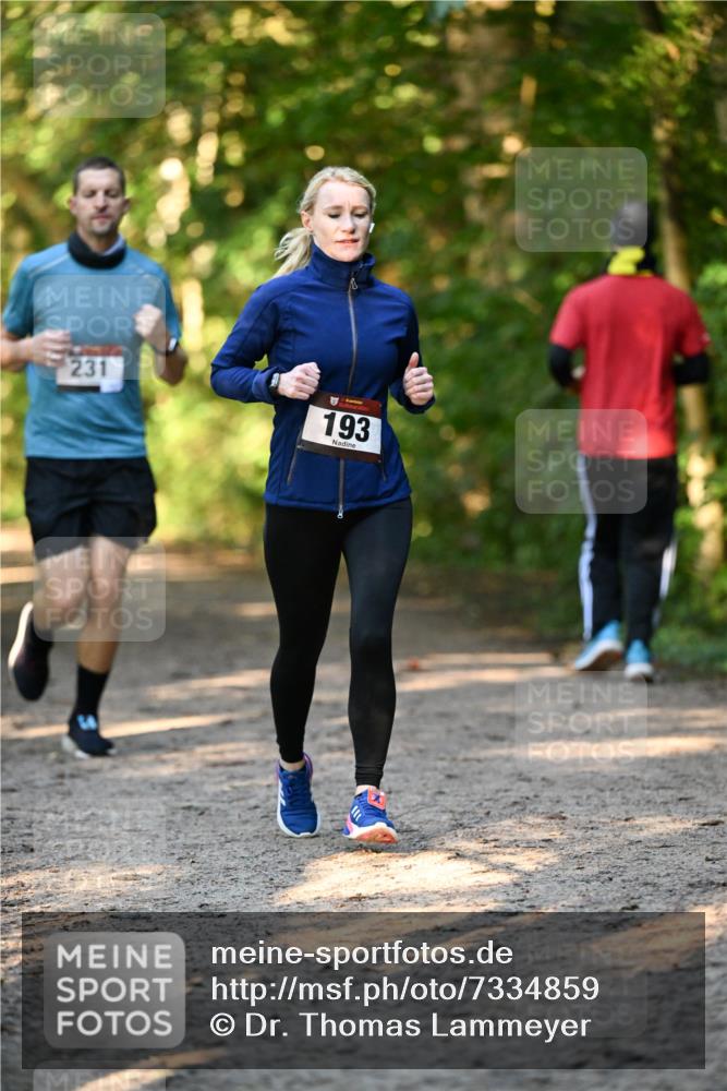 06.10.2024 - Bramfelder Halbmarathon 2024 Dr. Thomas Lammeyer http://msf.ph/oto/7334859 06.10.2024 09:52:40 Laufen 231, 193 meine-sportfotos.de