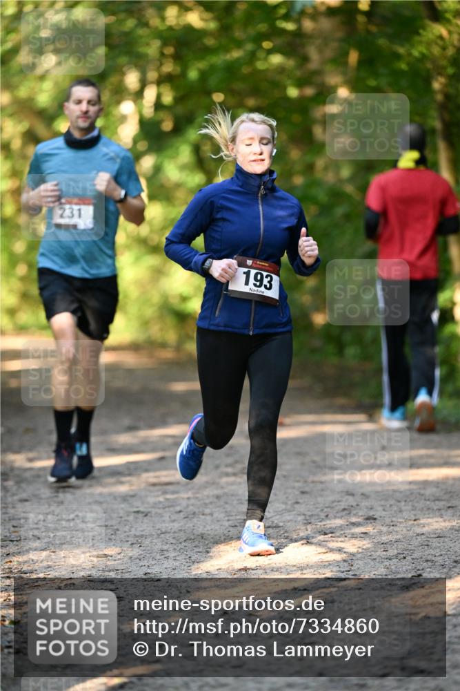 06.10.2024 - Bramfelder Halbmarathon 2024 Dr. Thomas Lammeyer http://msf.ph/oto/7334860 06.10.2024 09:52:40 Laufen 231, 193 meine-sportfotos.de