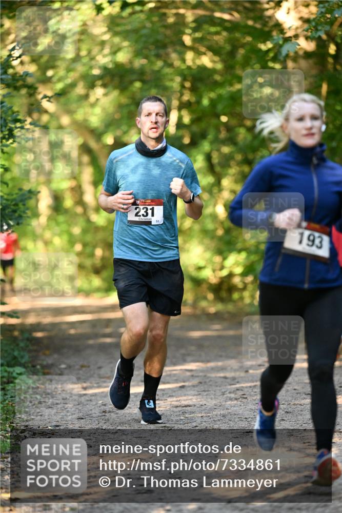 06.10.2024 - Bramfelder Halbmarathon 2024 Dr. Thomas Lammeyer http://msf.ph/oto/7334861 06.10.2024 09:52:41 Laufen 231, 51, 193 meine-sportfotos.de