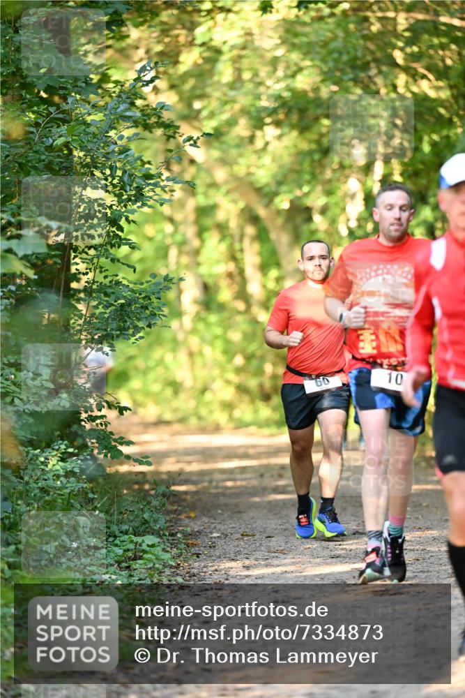 06.10.2024 - Bramfelder Halbmarathon 2024 Dr. Thomas Lammeyer http://msf.ph/oto/7334873 06.10.2024 09:52:57 Laufen 60, 10 meine-sportfotos.de