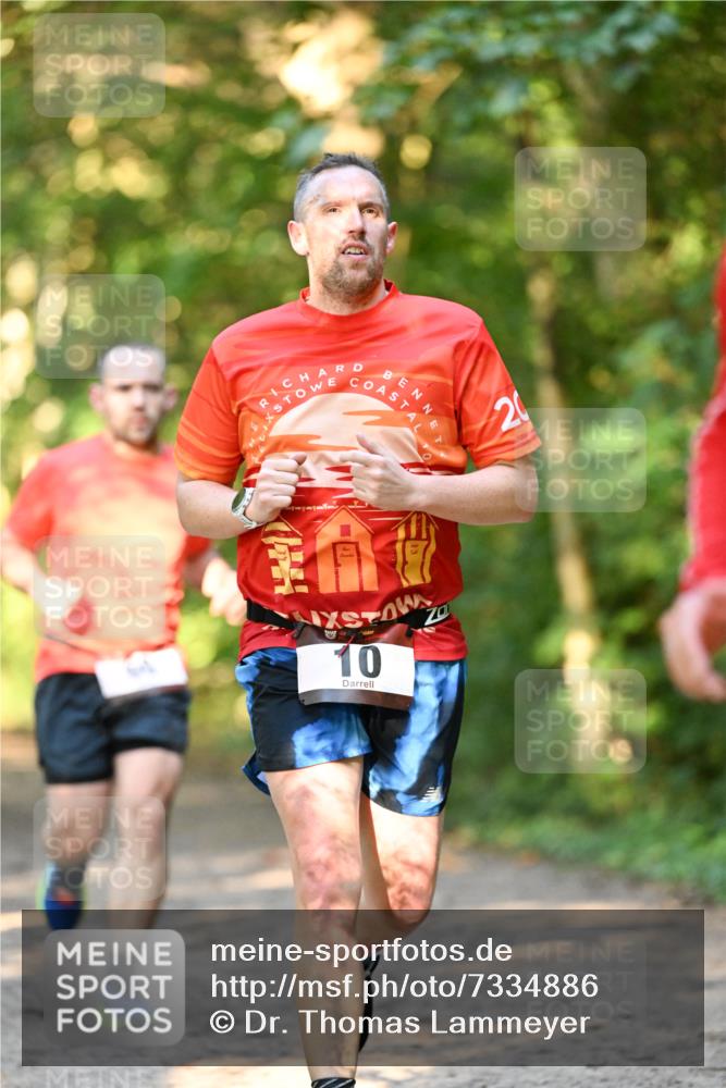 06.10.2024 - Bramfelder Halbmarathon 2024 Dr. Thomas Lammeyer http://msf.ph/oto/7334886 06.10.2024 09:52:59 Laufen 10, 70, 20 meine-sportfotos.de