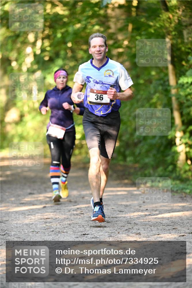 06.10.2024 - Bramfelder Halbmarathon 2024 Dr. Thomas Lammeyer http://msf.ph/oto/7334925 06.10.2024 09:53:14 Laufen 36, 2010 meine-sportfotos.de