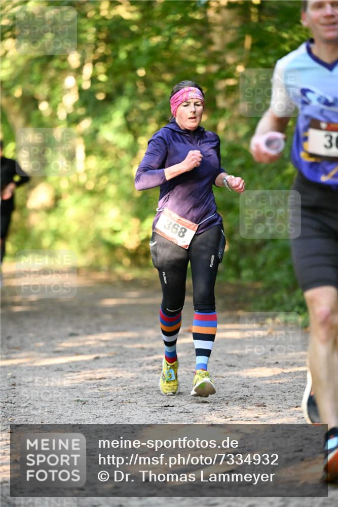 06.10.2024 - Bramfelder Halbmarathon 2024 Dr. Thomas Lammeyer http://msf.ph/oto/7334932 06.10.2024 09:53:15 Laufen 368, 36 meine-sportfotos.de