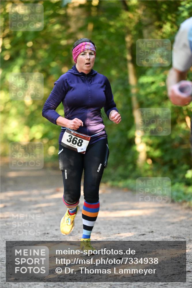 06.10.2024 - Bramfelder Halbmarathon 2024 Dr. Thomas Lammeyer http://msf.ph/oto/7334938 06.10.2024 09:53:16 Laufen 368, 96 meine-sportfotos.de