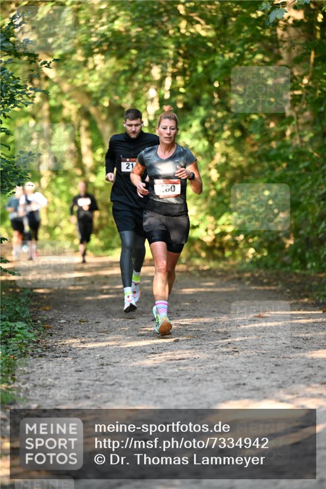 06.10.2024 - Bramfelder Halbmarathon 2024 Dr. Thomas Lammeyer http://msf.ph/oto/7334942 06.10.2024 09:53:18 Laufen 21, 260 meine-sportfotos.de