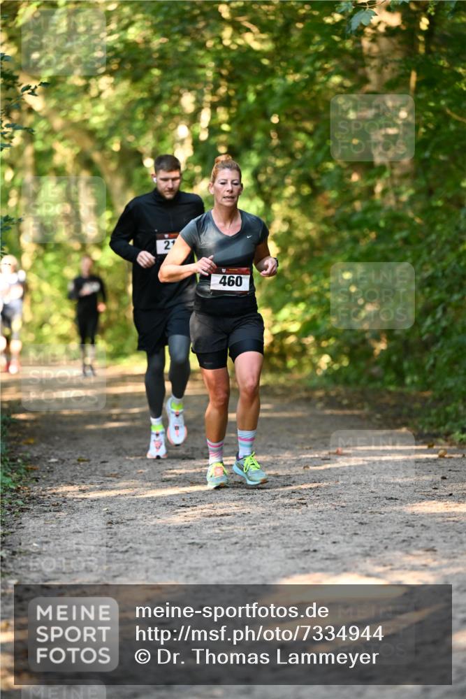 06.10.2024 - Bramfelder Halbmarathon 2024 Dr. Thomas Lammeyer http://msf.ph/oto/7334944 06.10.2024 09:53:19 Laufen 2, 460 meine-sportfotos.de